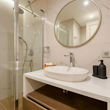 Apartament 3-bedroom New And Spacious Stambuł
