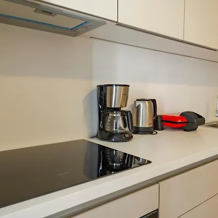 3-bedroom New And Spacious Apartament *
