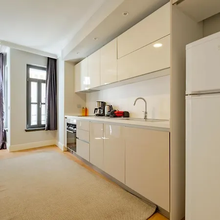 3-bedroom New And Spacious Istanbul