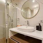 דירה 3-bedroom New And Spacious איסטמבול